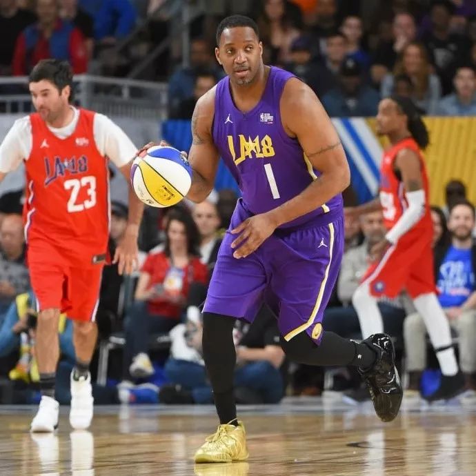 生涯表现同 生涯表现同