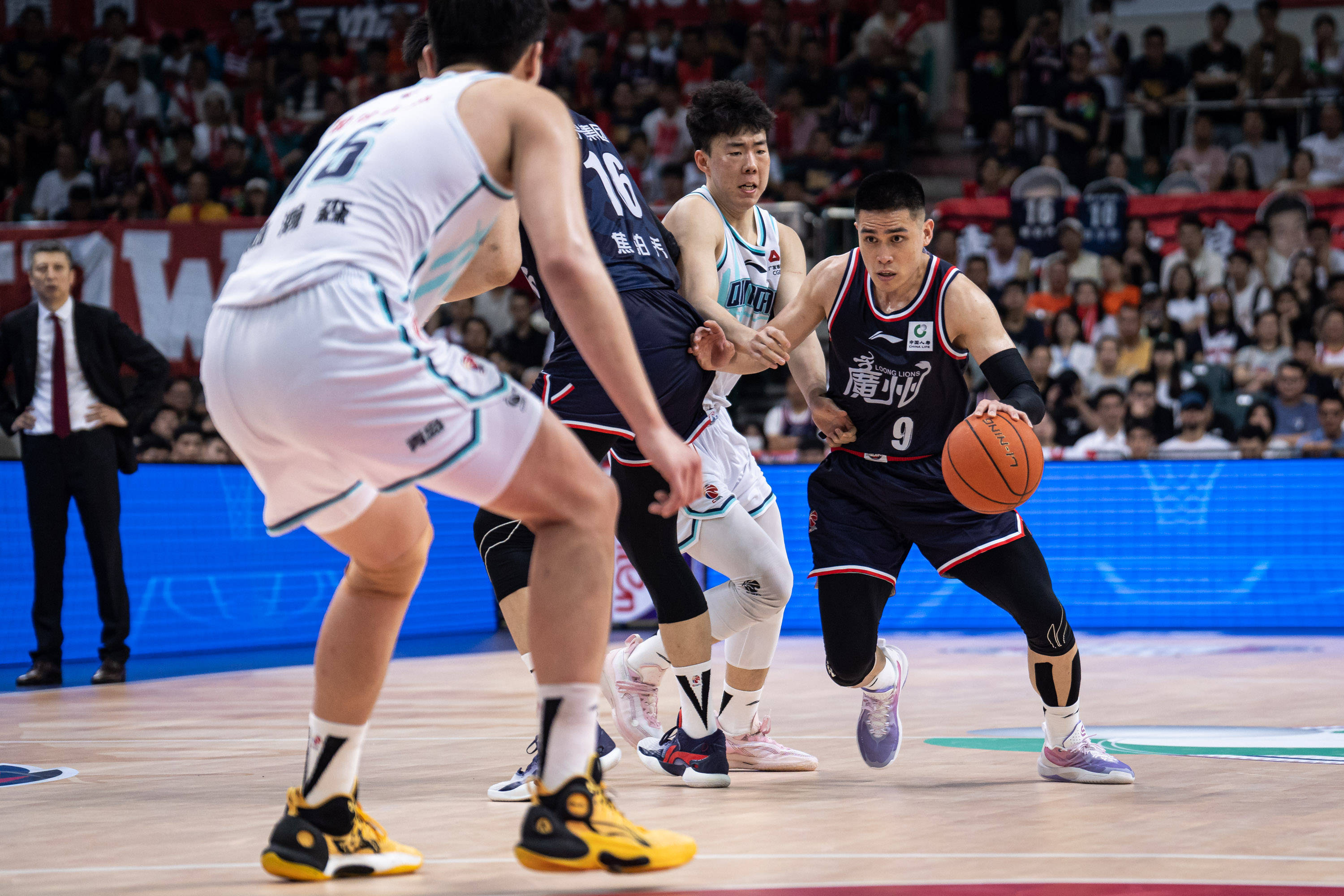 的退赛让这 的退赛让这